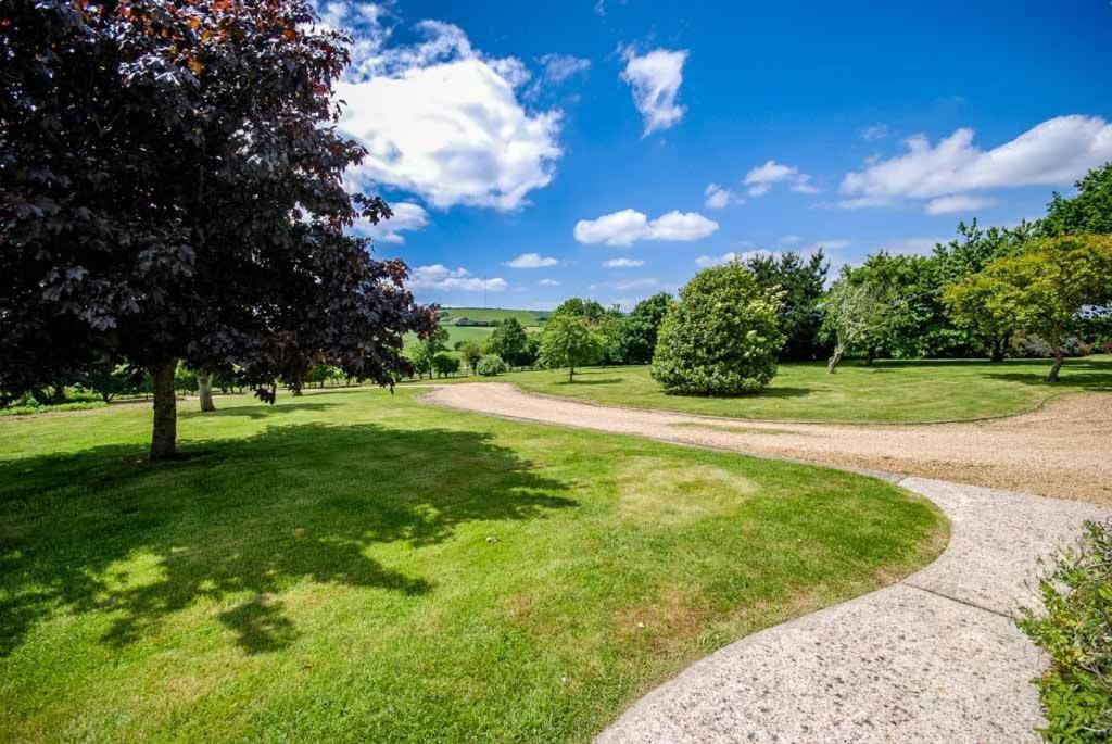 Rookley Farm Lodge Buitenkant foto