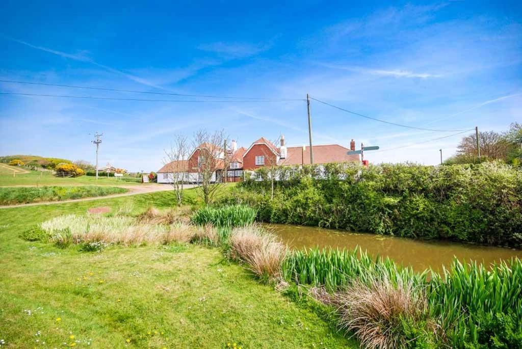 Rookley Farm Lodge Buitenkant foto